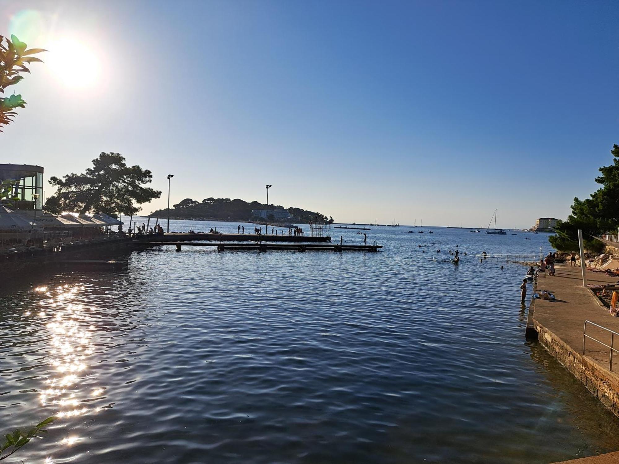 Parentium Town Beach Porec Exterior photo